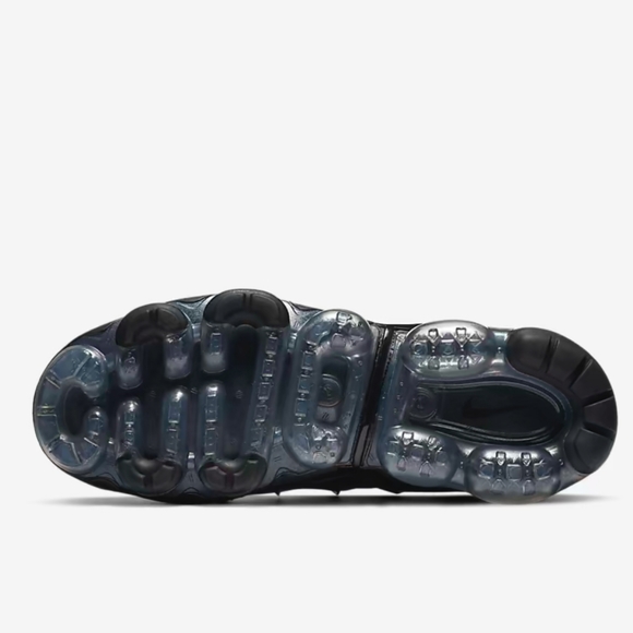 Nike Air Vapormax Plus Triple Black - Picture 9 of 10